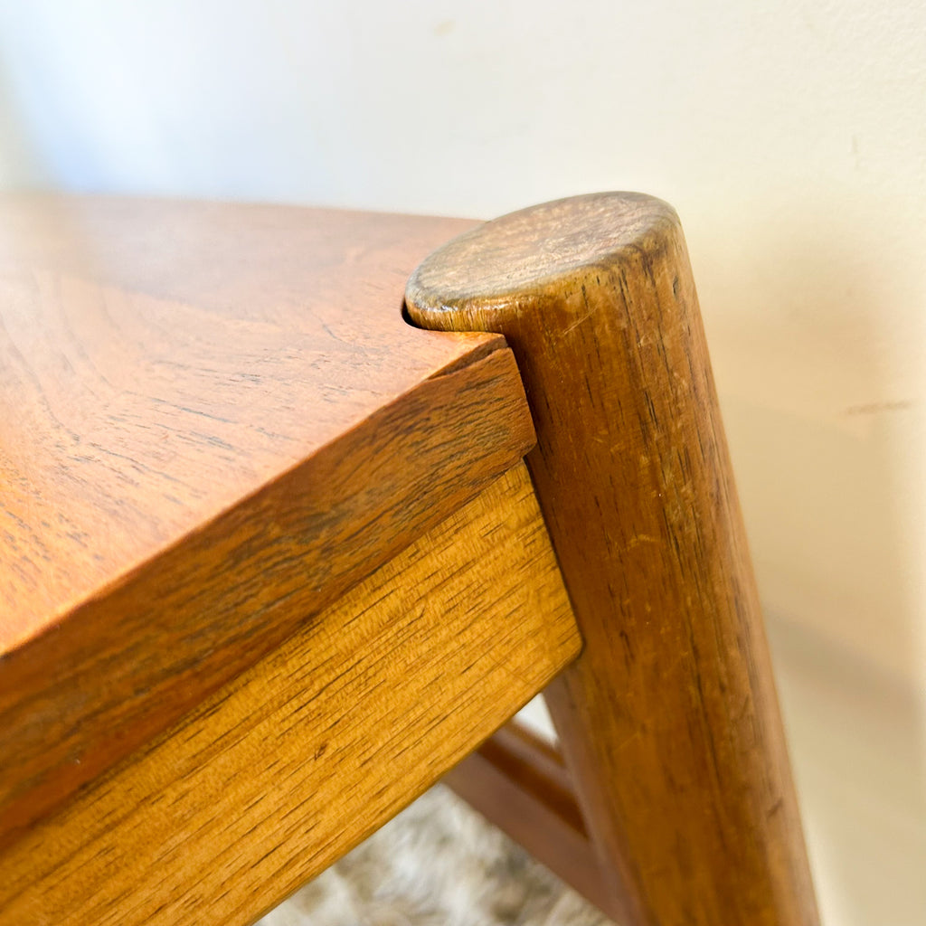 DANISH DELUXE FLIP TOP COFFEE TABLE