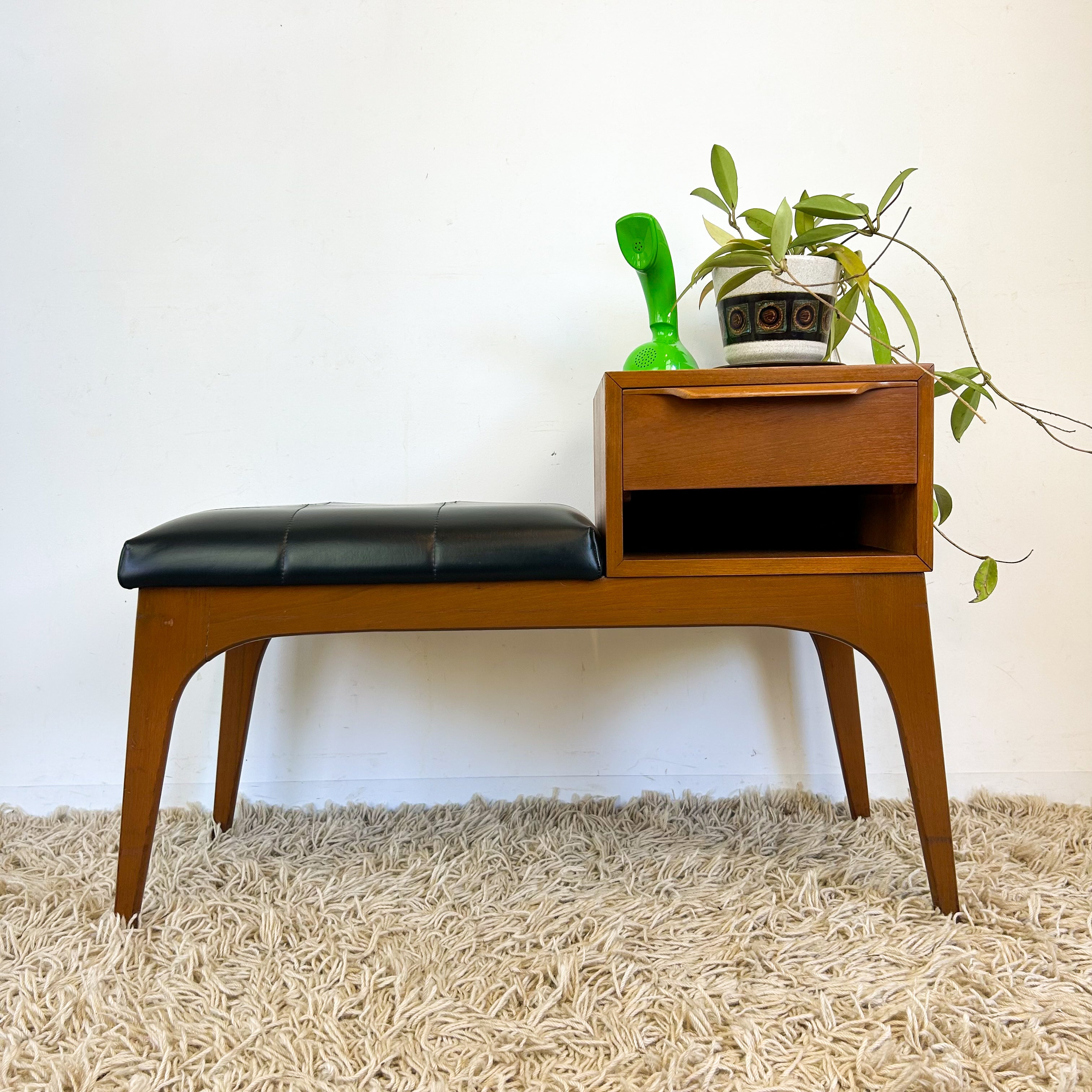 ALRON TELEPHONE TABLE
