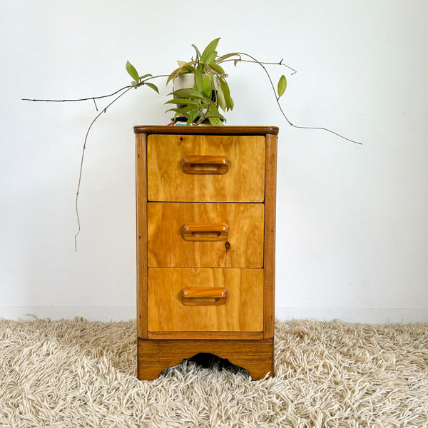 BEDSIDE DRAWERS