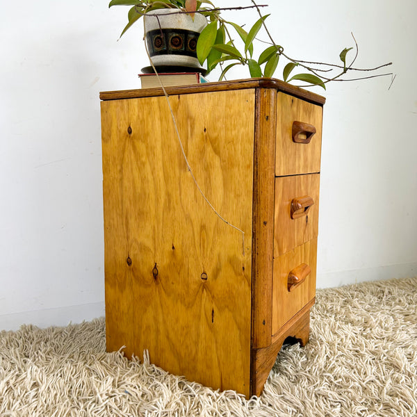 BEDSIDE DRAWERS