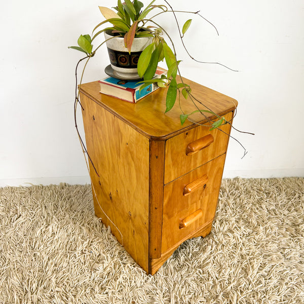BEDSIDE DRAWERS