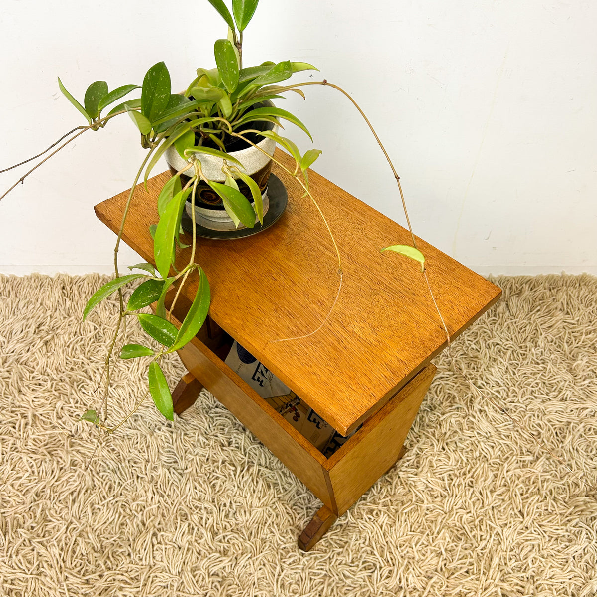 MAGAZINE TABLE - HEY JUDE WORKSHOP • Vintage furniture & objects Melbourne