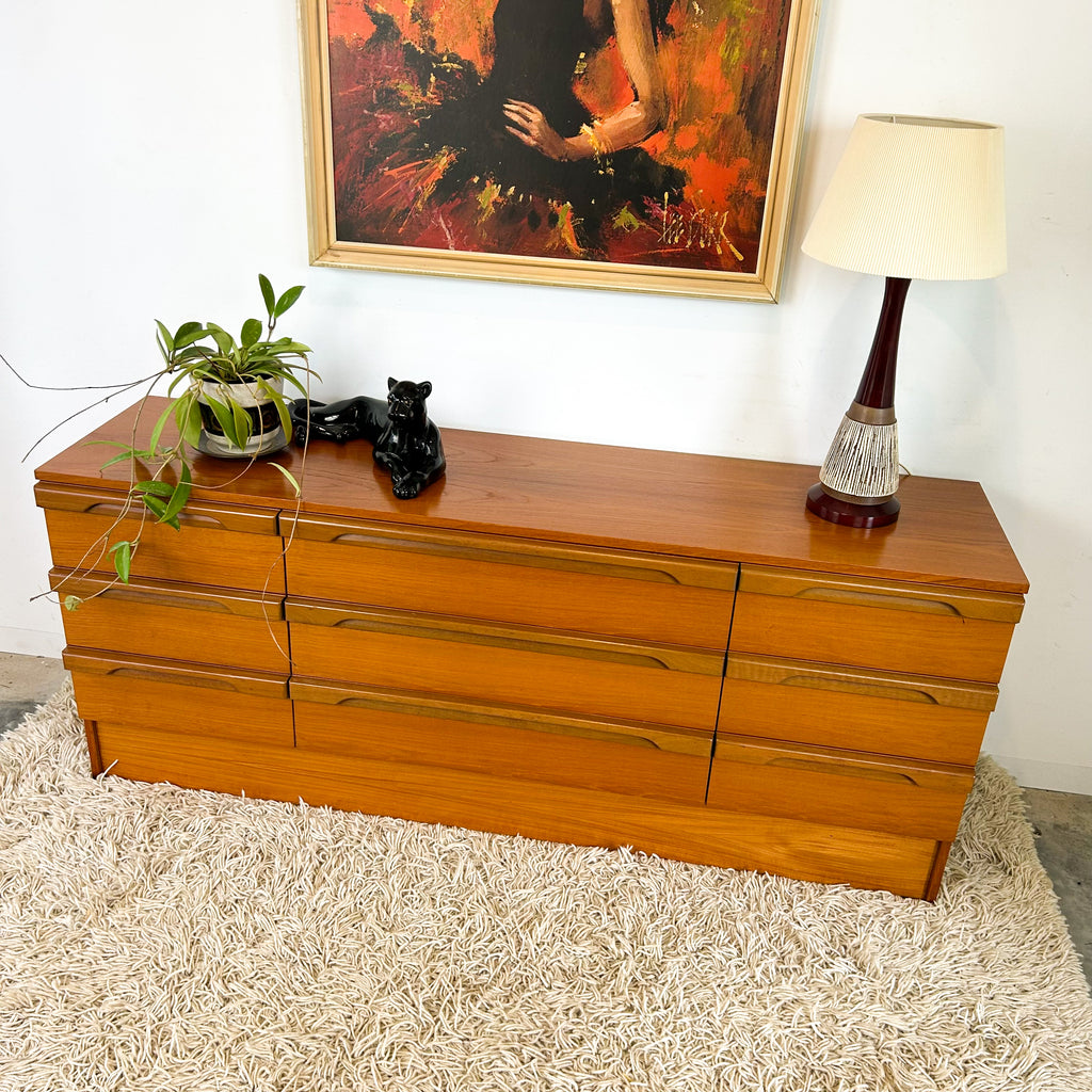 MACROB DRESSER DRAWERS WITH MIRROR - HEY JUDE WORKSHOP • Vintage furniture & objects Melbourne