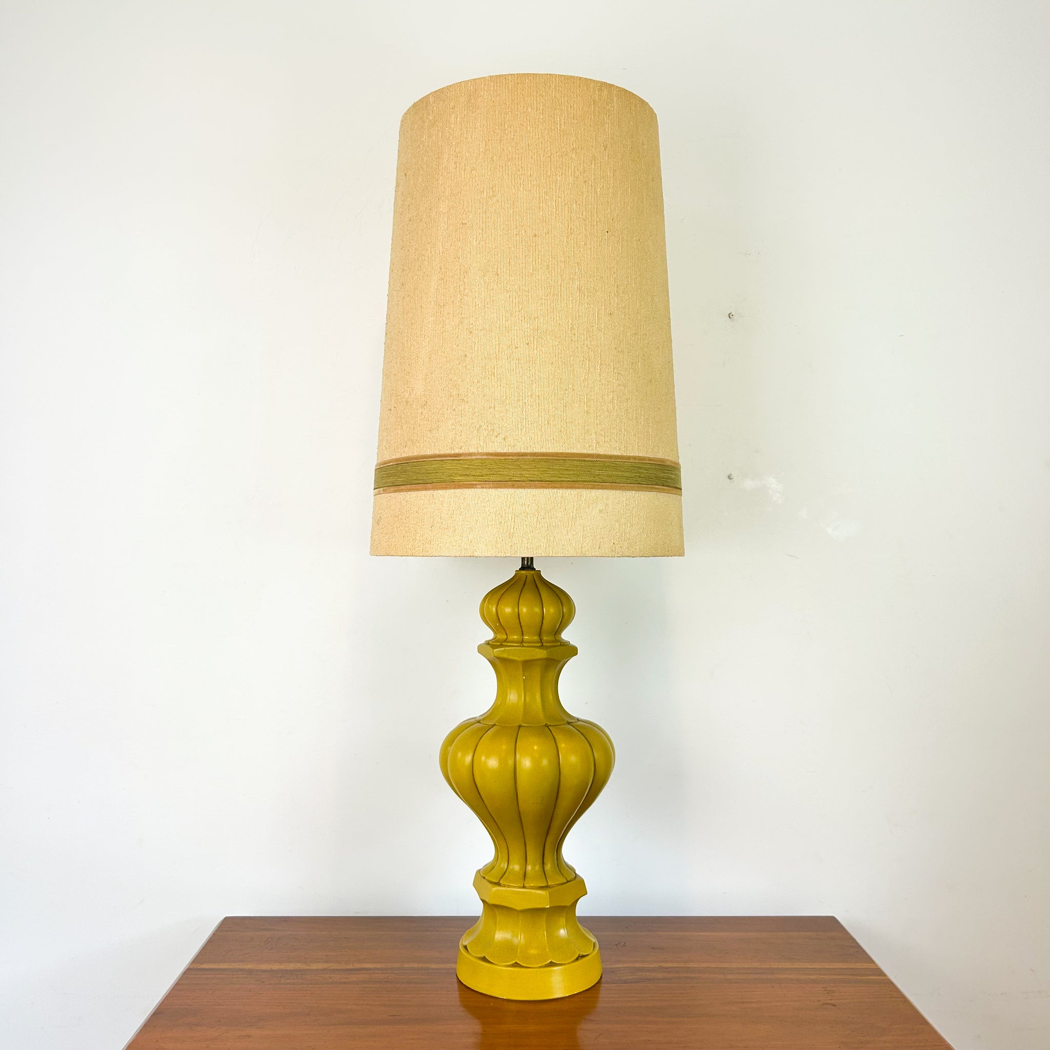 XL LIME GREEN CERAMIC LAMP
