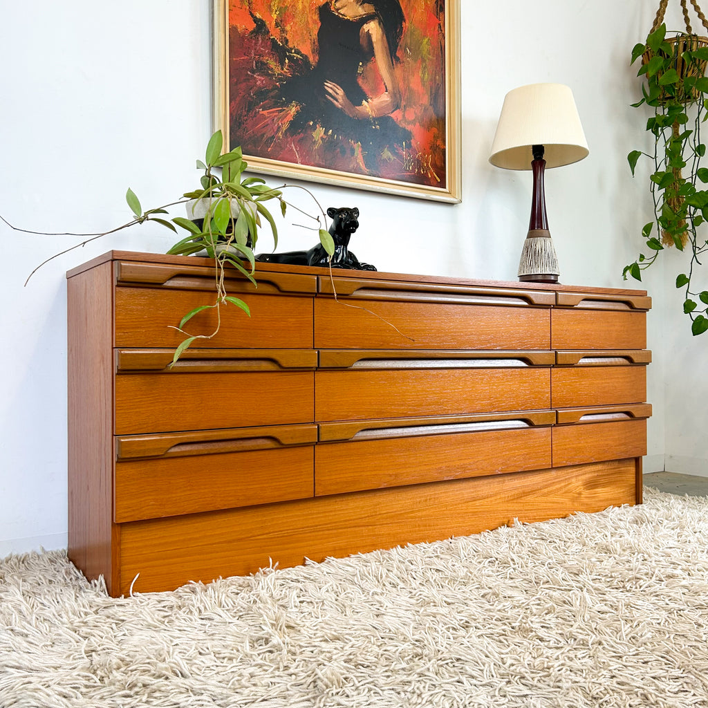 MACROB DRESSER DRAWERS WITH MIRROR - HEY JUDE WORKSHOP • Vintage furniture & objects Melbourne