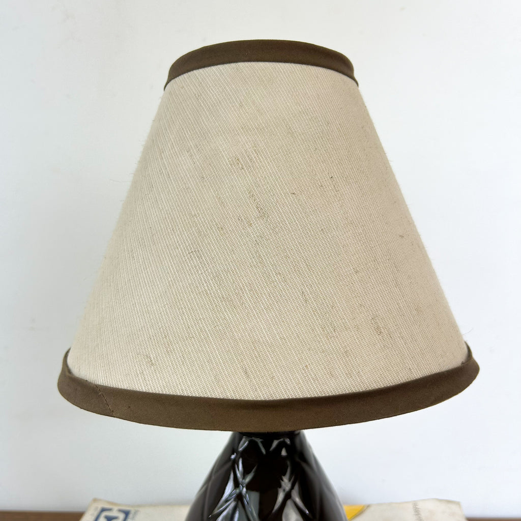BROWN CERAMIC LAMP