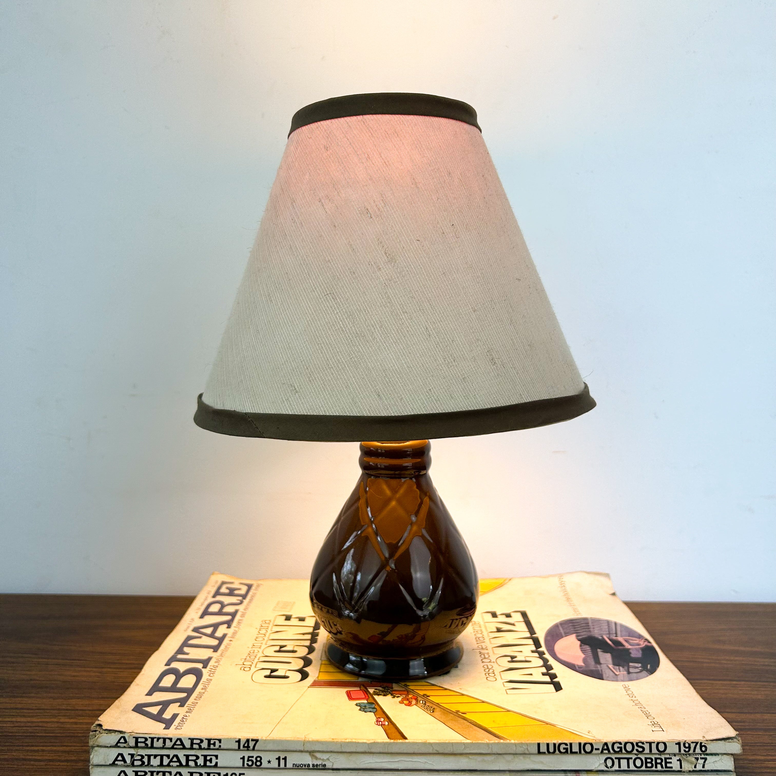 BROWN CERAMIC LAMP