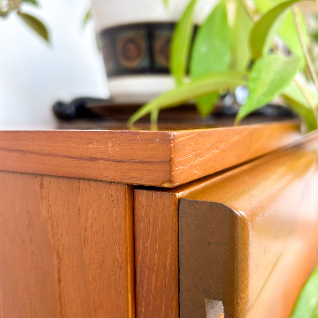 MACROB DRESSER DRAWERS WITH MIRROR - HEY JUDE WORKSHOP • Vintage furniture & objects Melbourne