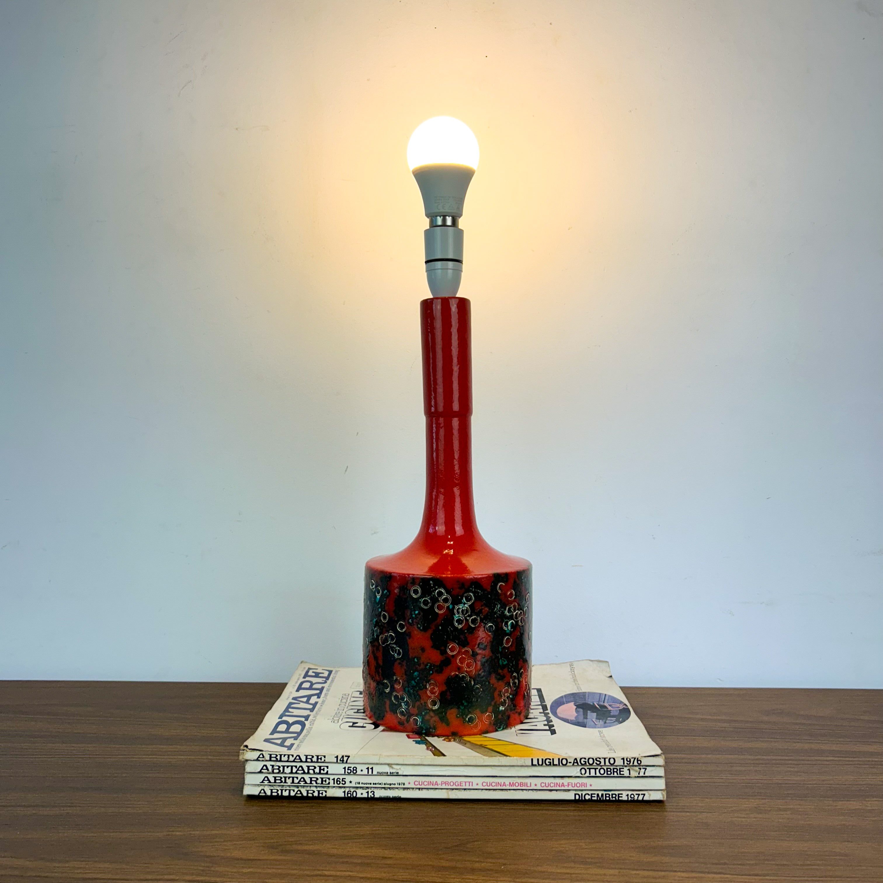 RED CERAMIC LAMP BASE