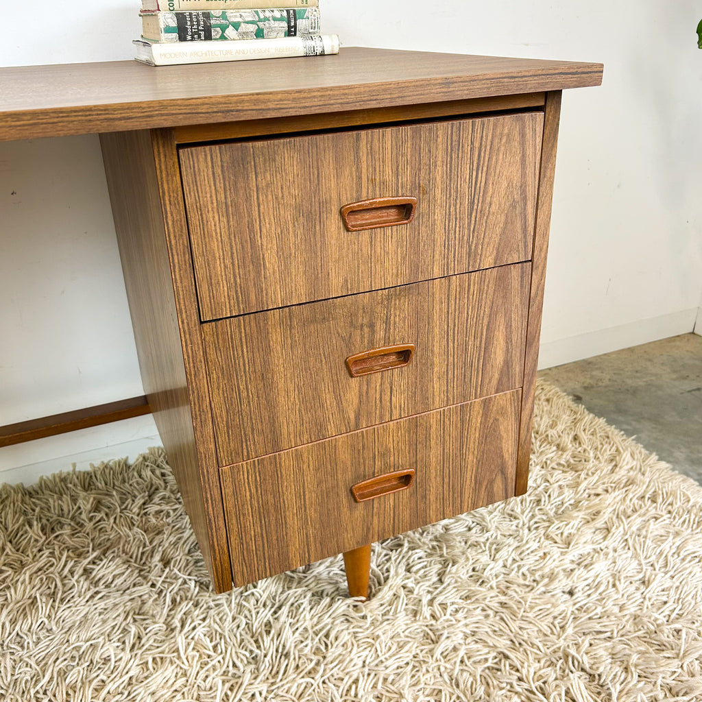 CHATLEY DESK
