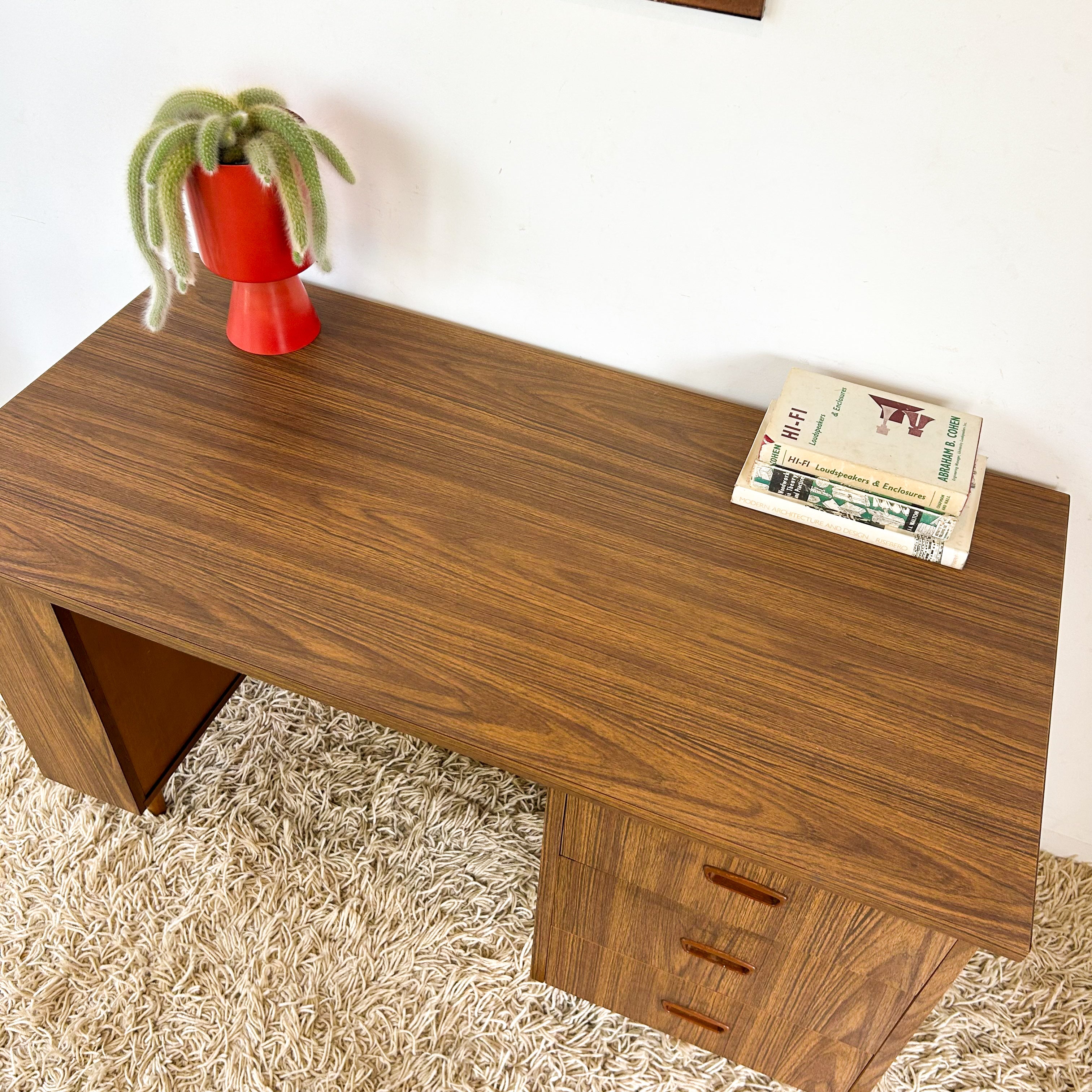 CHATLEY DESK