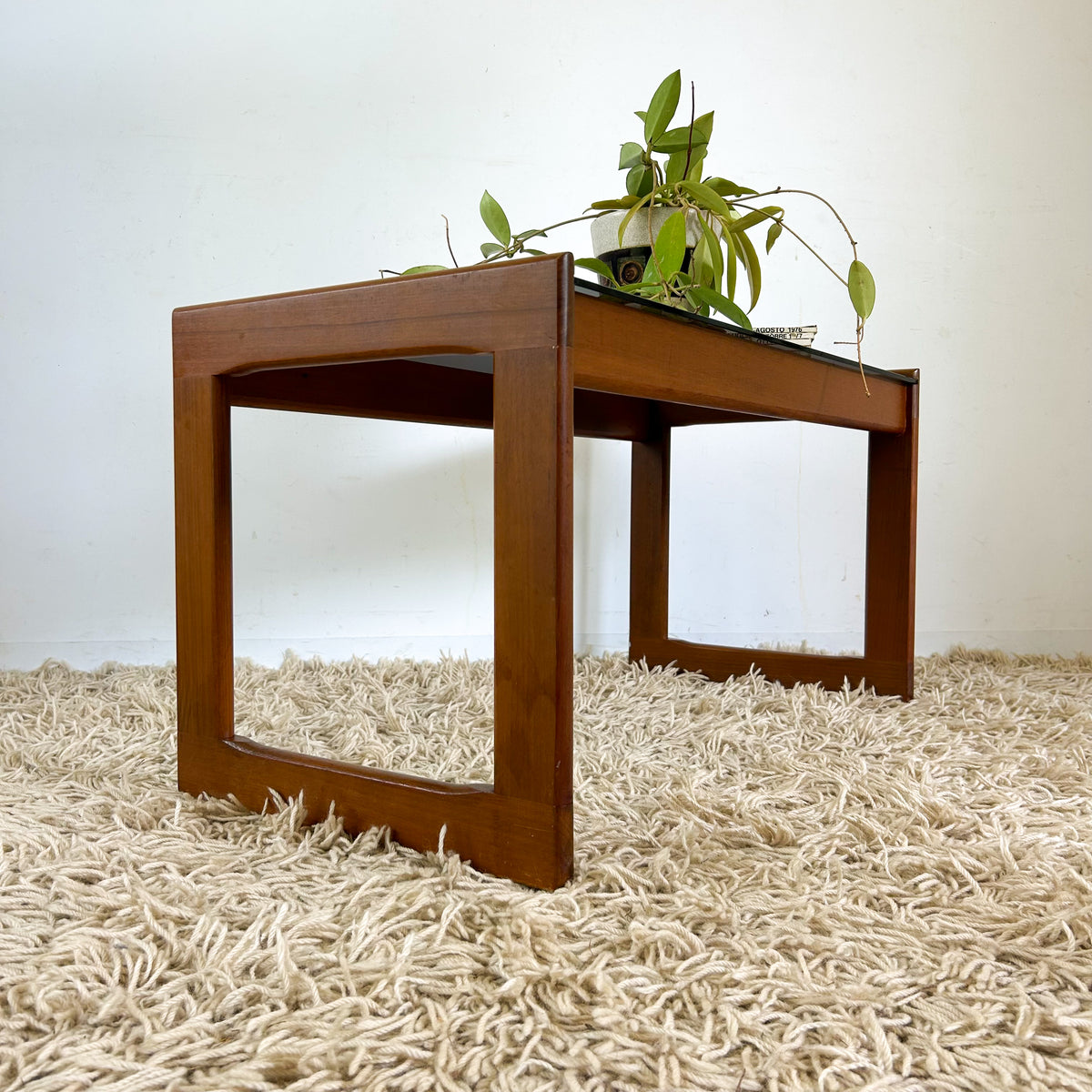 SMOKY GLASS COFFEE TABLE