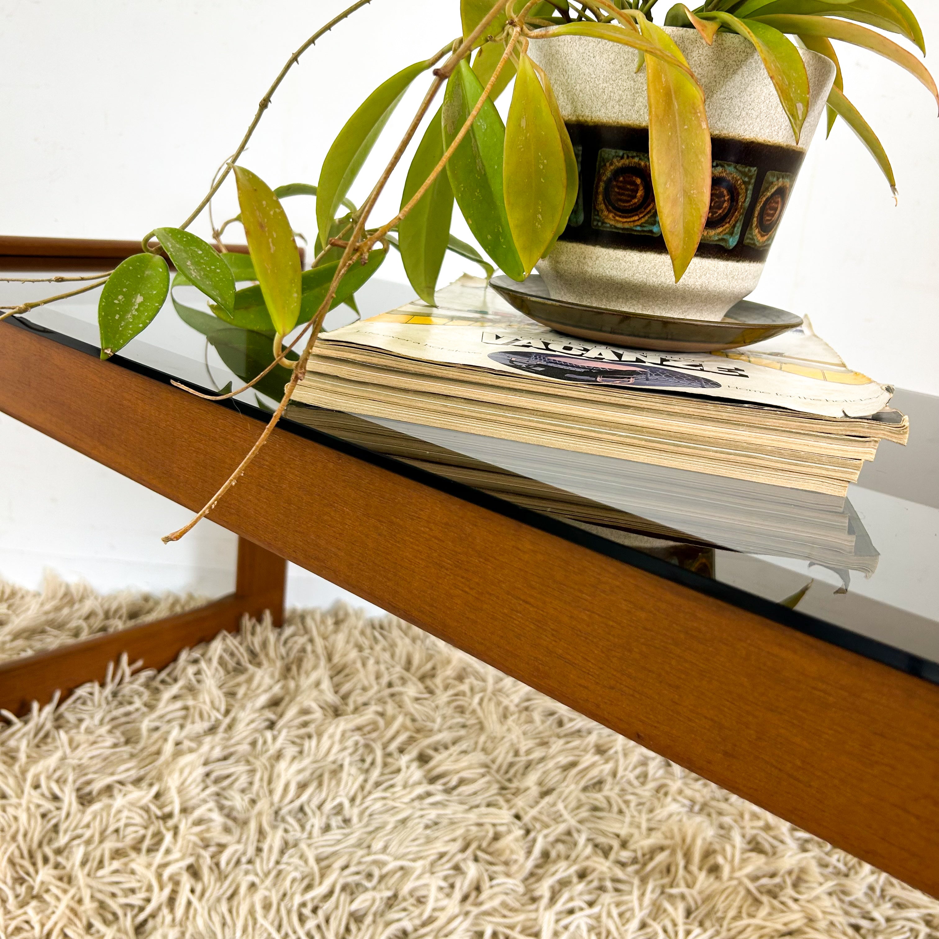 SMOKY GLASS COFFEE TABLE