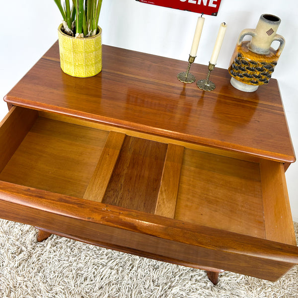 HERITAGE FURNITURE DRESSER DRAWERS