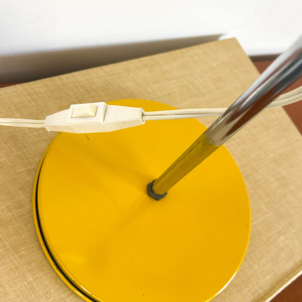 YELLOW TABLE LAMP