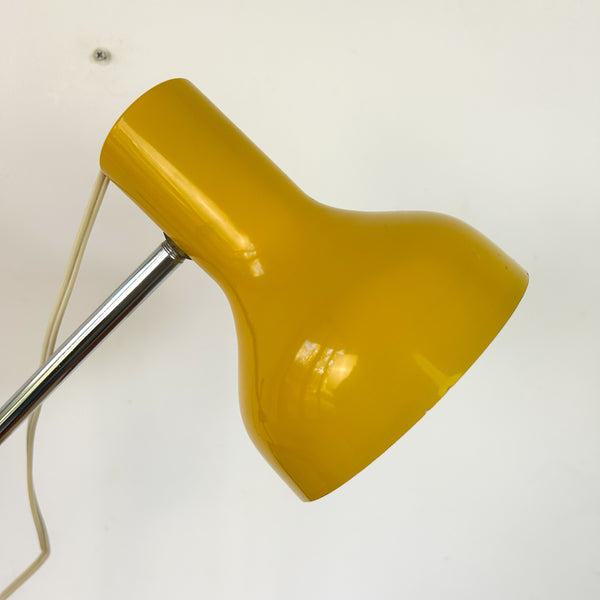 YELLOW TABLE LAMP