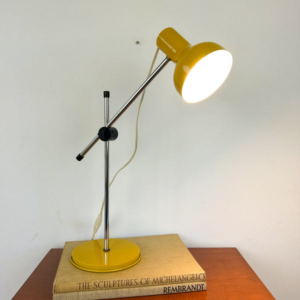 YELLOW TABLE LAMP