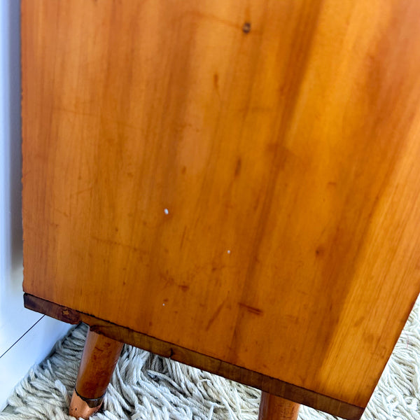 BEDSIDE TABLE