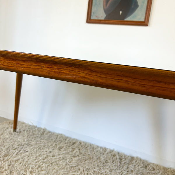 KERBY DINING TABLE