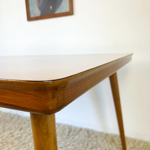 KERBY DINING TABLE