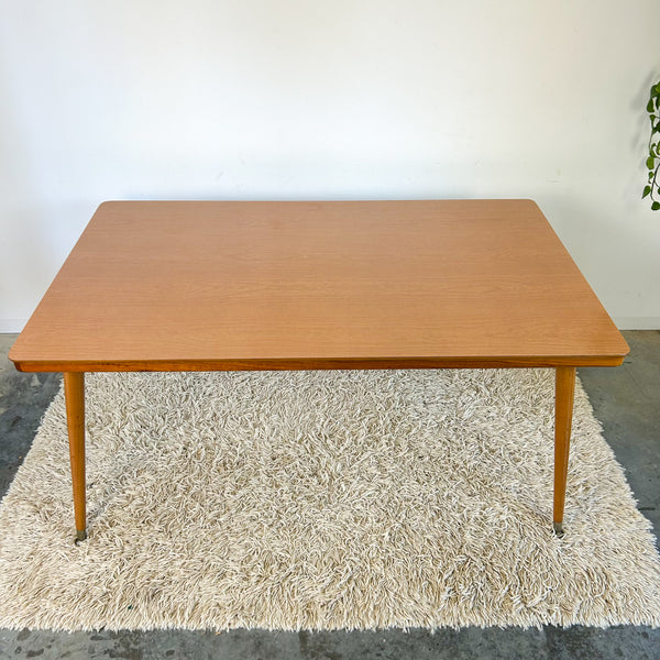 KERBY DINING TABLE