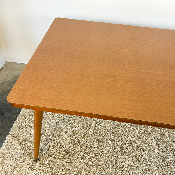 KERBY DINING TABLE