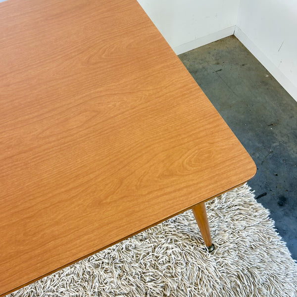 KERBY DINING TABLE