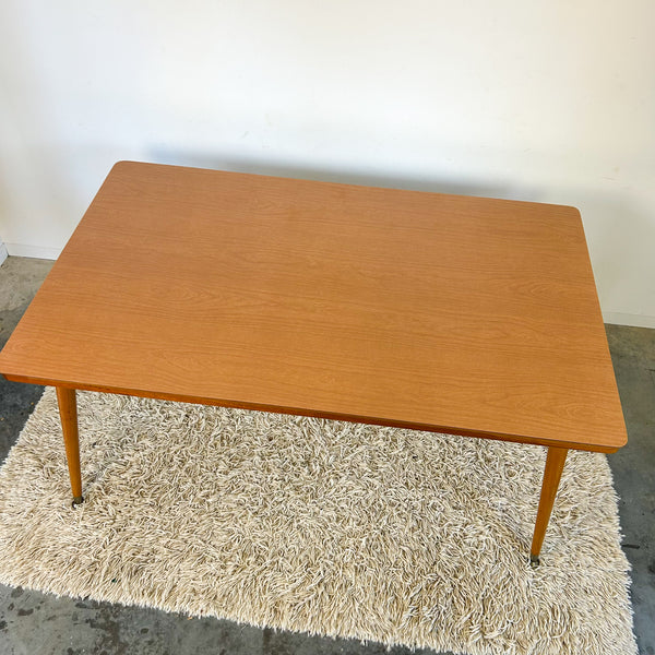 KERBY DINING TABLE