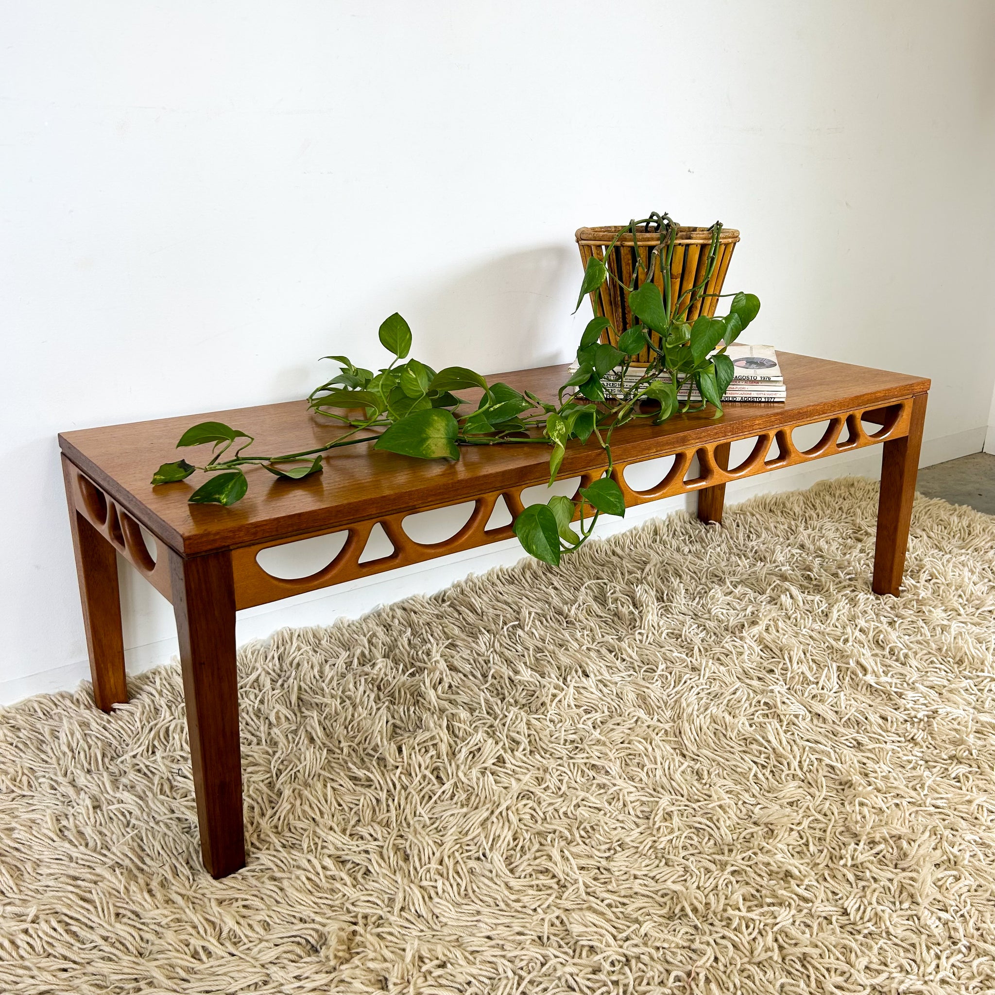 AVALON COFFEE TABLE