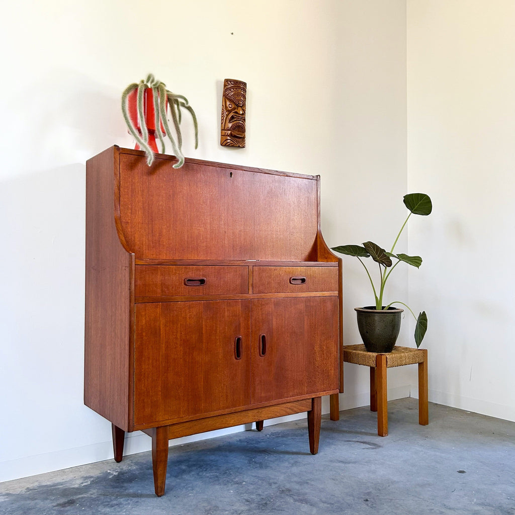 JOHN GRIMES SECRETAIRE WRITING DESK