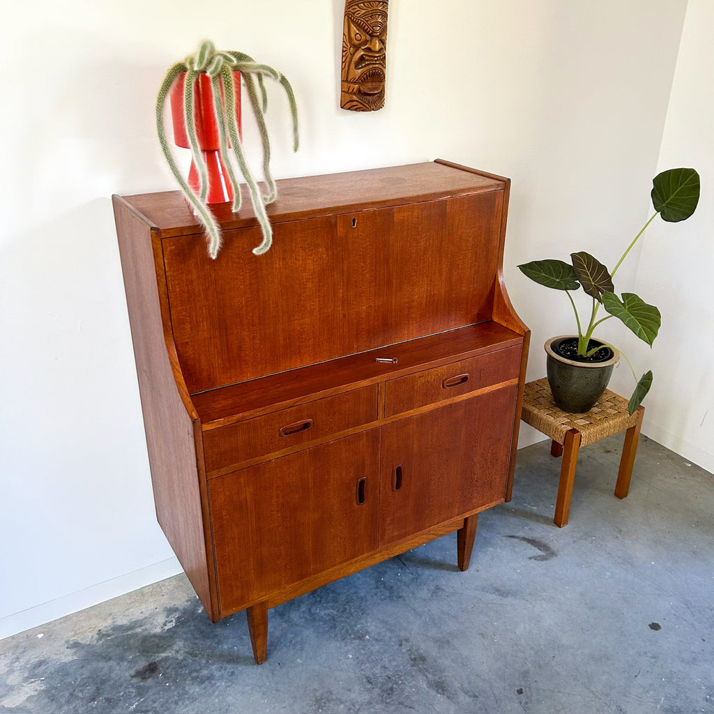 JOHN GRIMES SECRETAIRE WRITING DESK