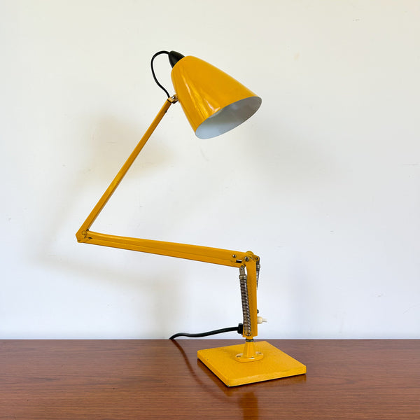 PLANET STUDIO K DESK LAMP