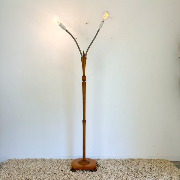 TWIN HEAD FLOOR LAMP