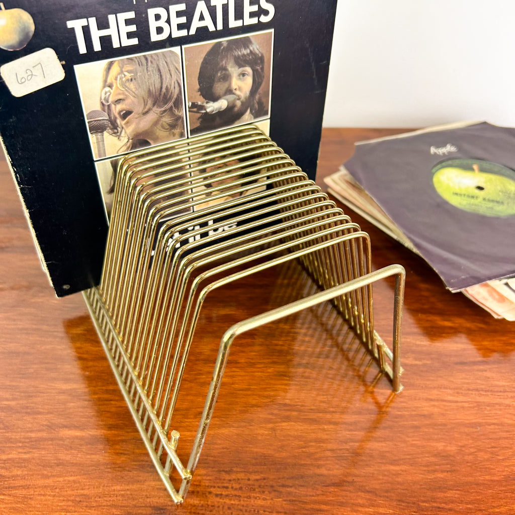 7" VINYL STAND