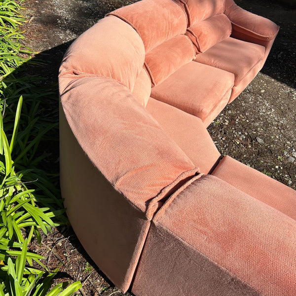 PACER MODULAR SOFA WITH CURVED CORNER PIECE