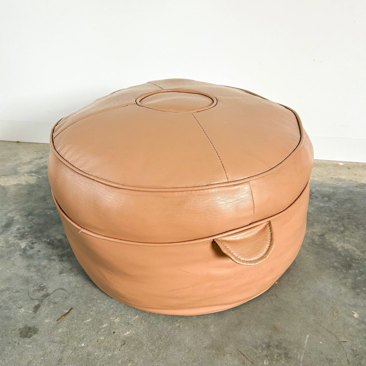MUSHROOMY PINK VINYL FOOTSTOOL