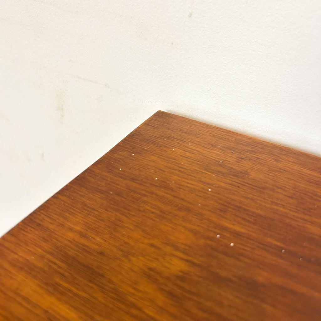 DESK WITH DRAWERS