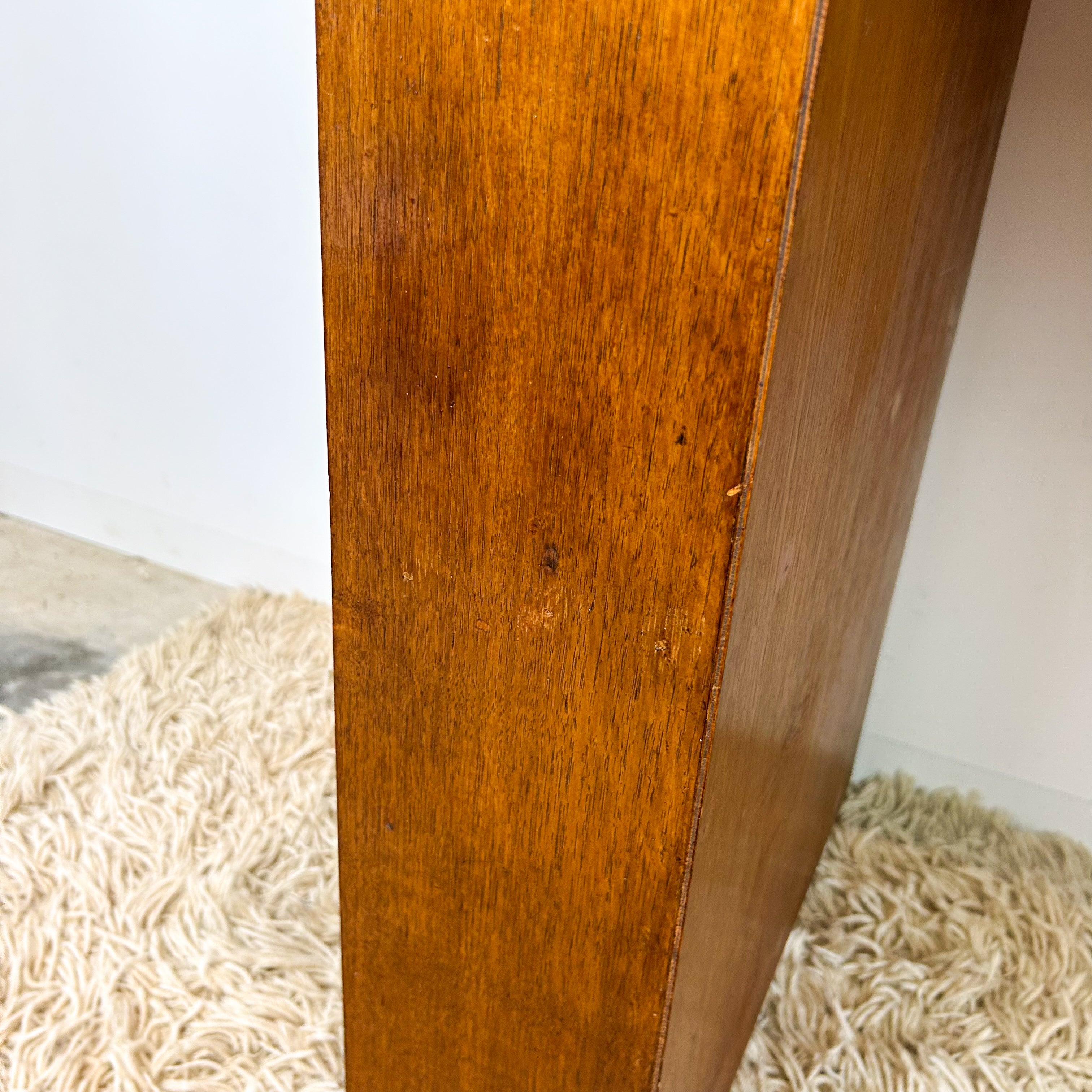 DESK WITH DRAWERS