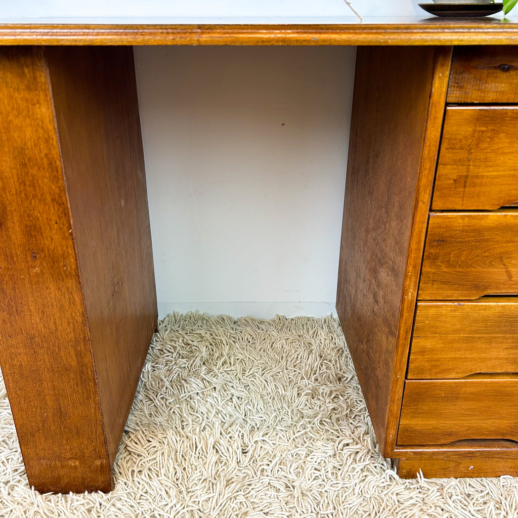 DESK WITH DRAWERS