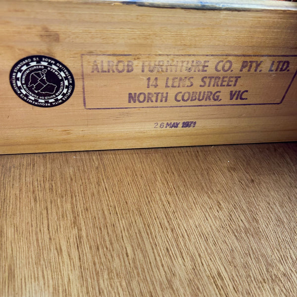 ALROB DRESSER DRAWERS