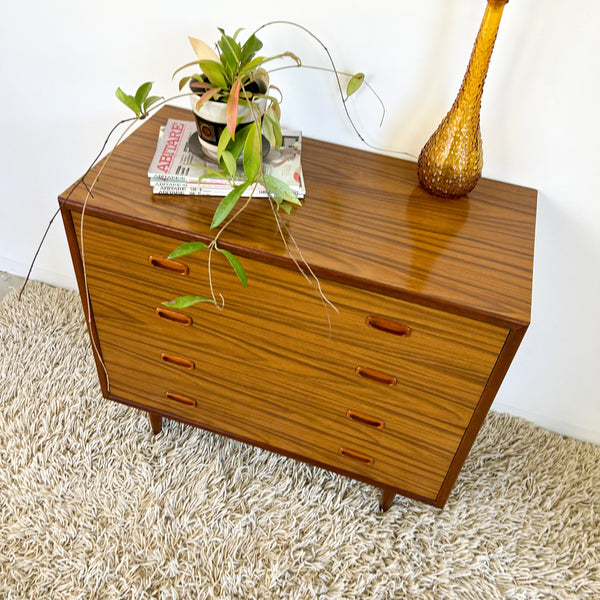 ALROB DRESSER DRAWERS