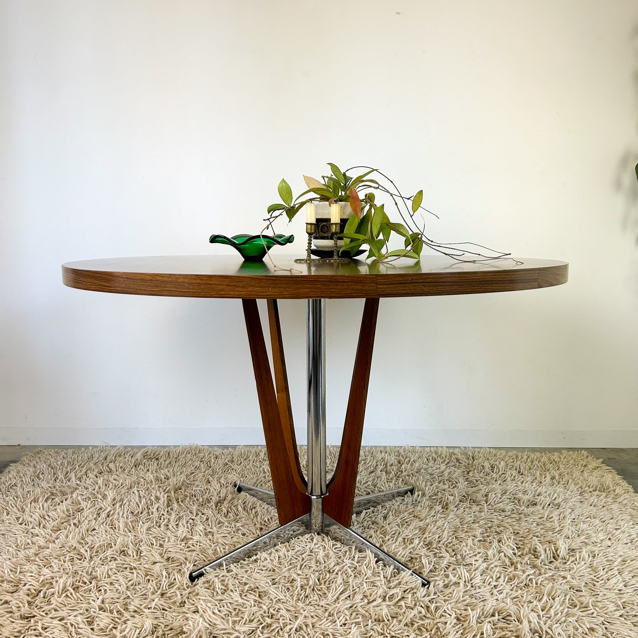 NAMCO STARBURST DINING TABLE
