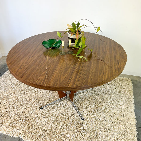 NAMCO STARBURST DINING TABLE