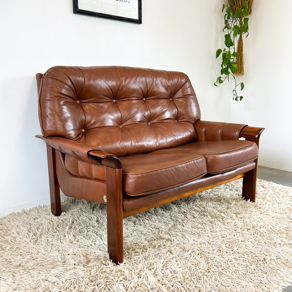 FLER BROWN LEATHER SOFA