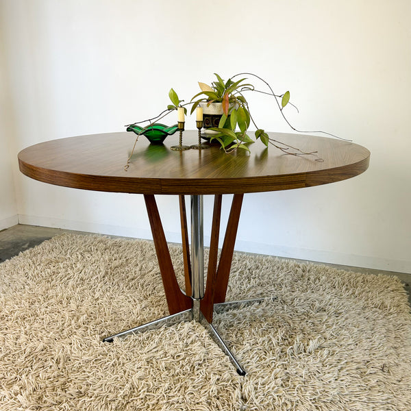 NAMCO STARBURST DINING TABLE