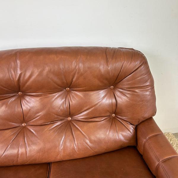 FLER BROWN LEATHER SOFA