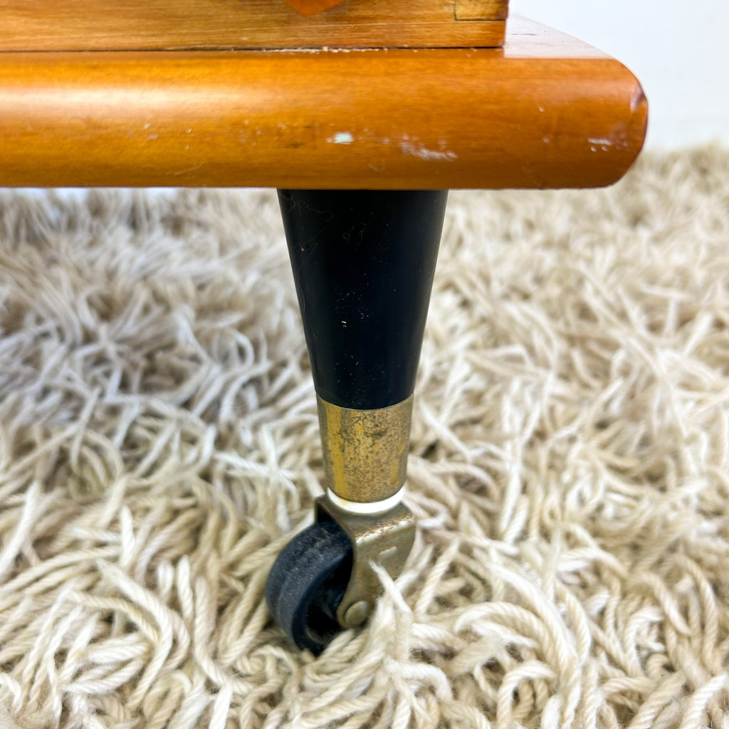 CANTILEVER SEWING BOX
