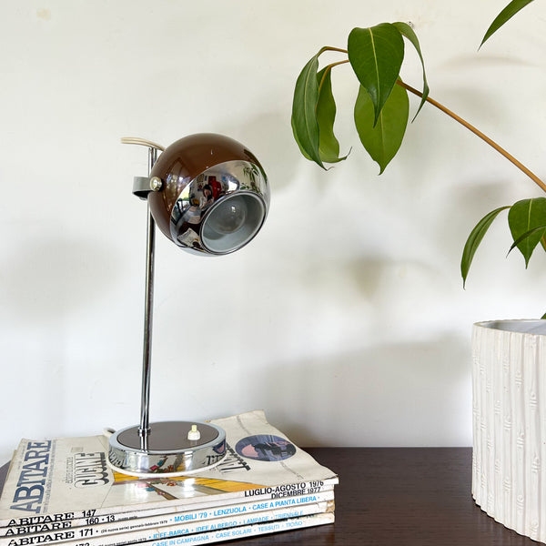 BROWN EYEBALL LAMP