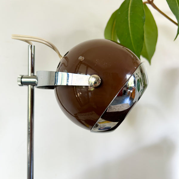 BROWN EYEBALL LAMP