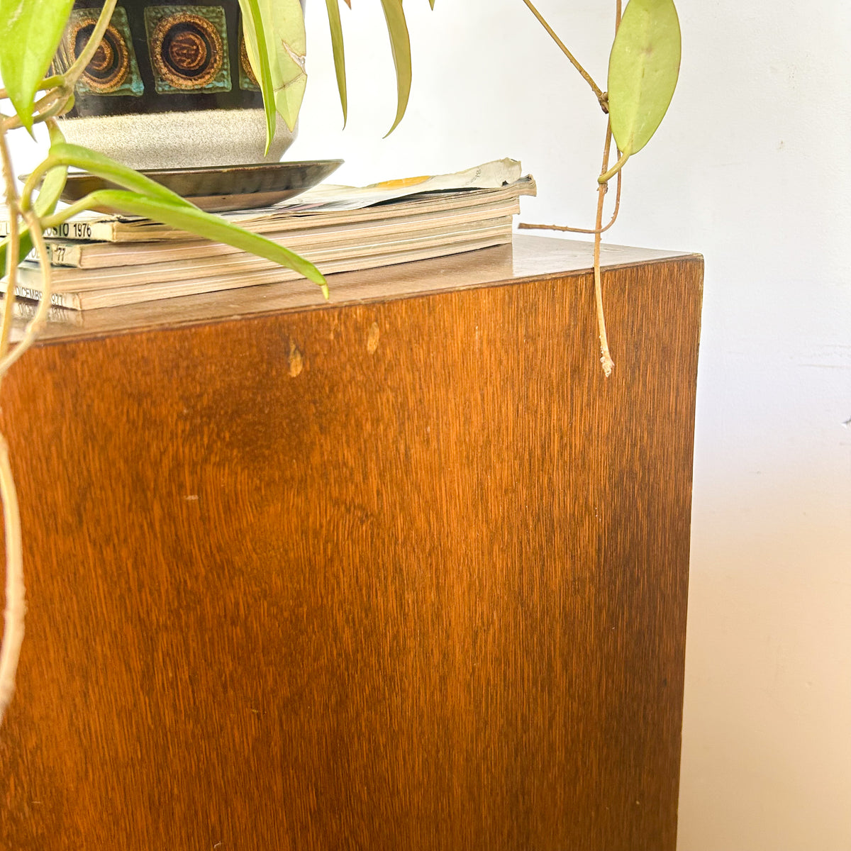 ALROB BEDSIDE DRAWERS